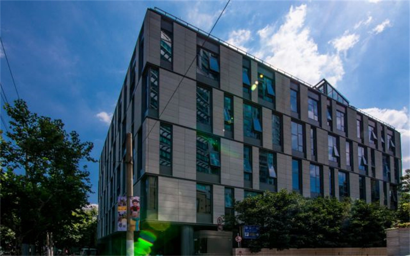 静安寺东艺大楼带露台办公室出租